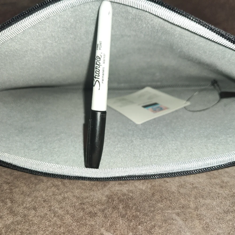 Dell Essential Sleeve - ES1320V - Fits up to 13